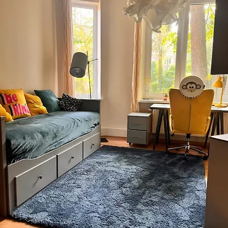 Apartament Z Dwoma Sypialniami, Salonem, Biurem I Tarasem * ソポト
